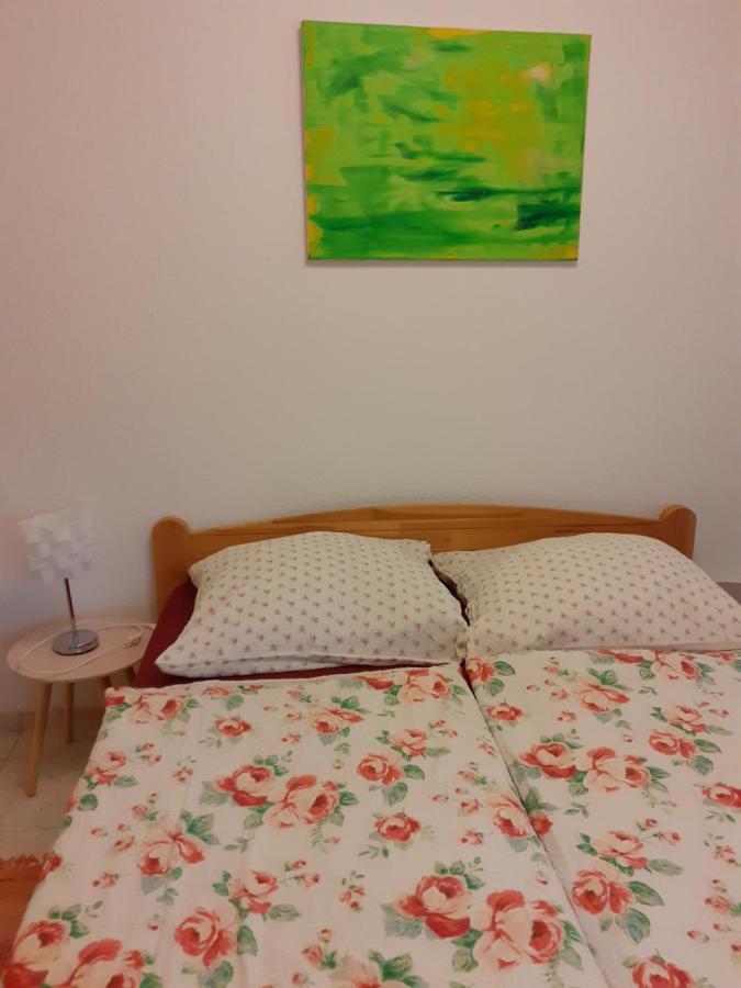Rose Apartman Balatonlelle Exterior photo